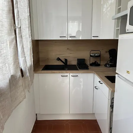 Apartmán Studio Greoux-Les-Bains *